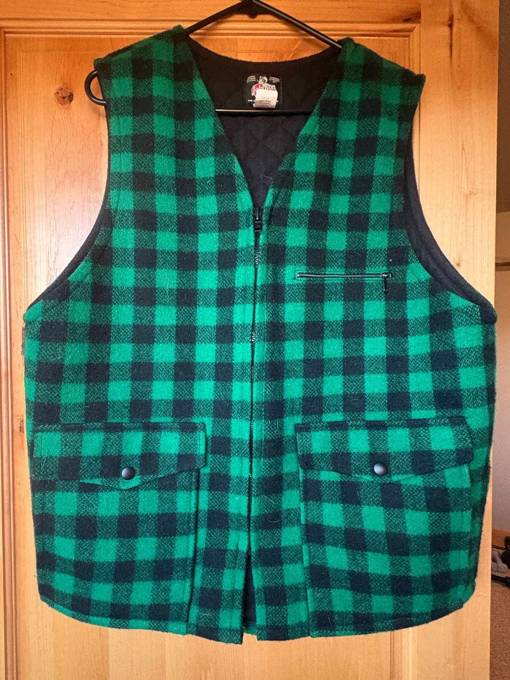Men's Johnson Woolen Mills Green & Black Buffalo Plaid Vest Jacket